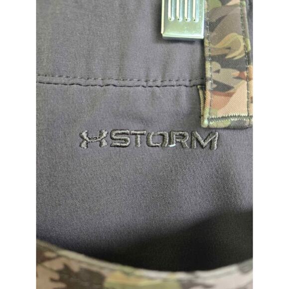 ​Under Armour Women's Size 2 Camo Hunting Pants UA Storm Fitted | Pre-Owned - Picture 4 of 5
